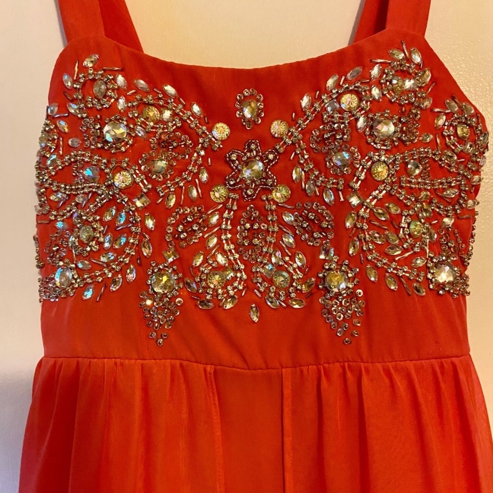 Dress - Picture 3 of 10
